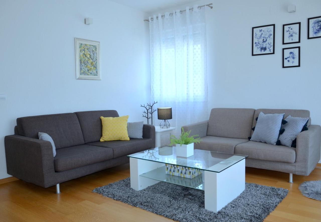 Iris Beach Apartments Kaštela Buitenkant foto