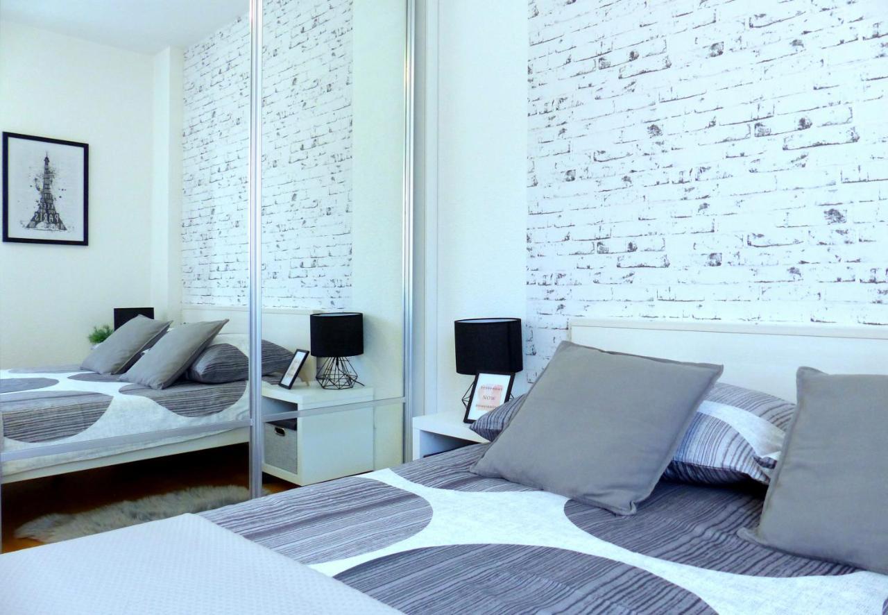 Iris Beach Apartments Kaštela Buitenkant foto