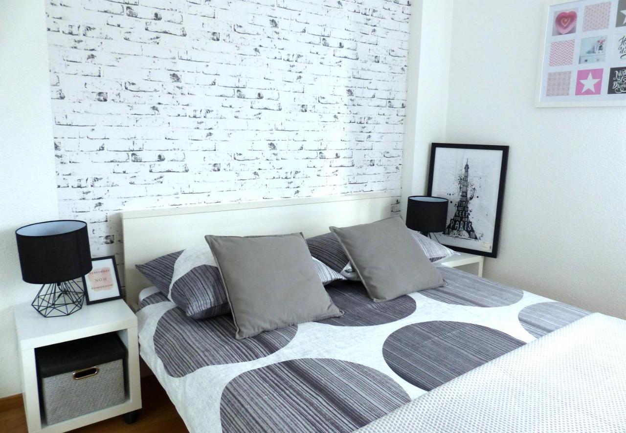 Iris Beach Apartments Kaštela Buitenkant foto