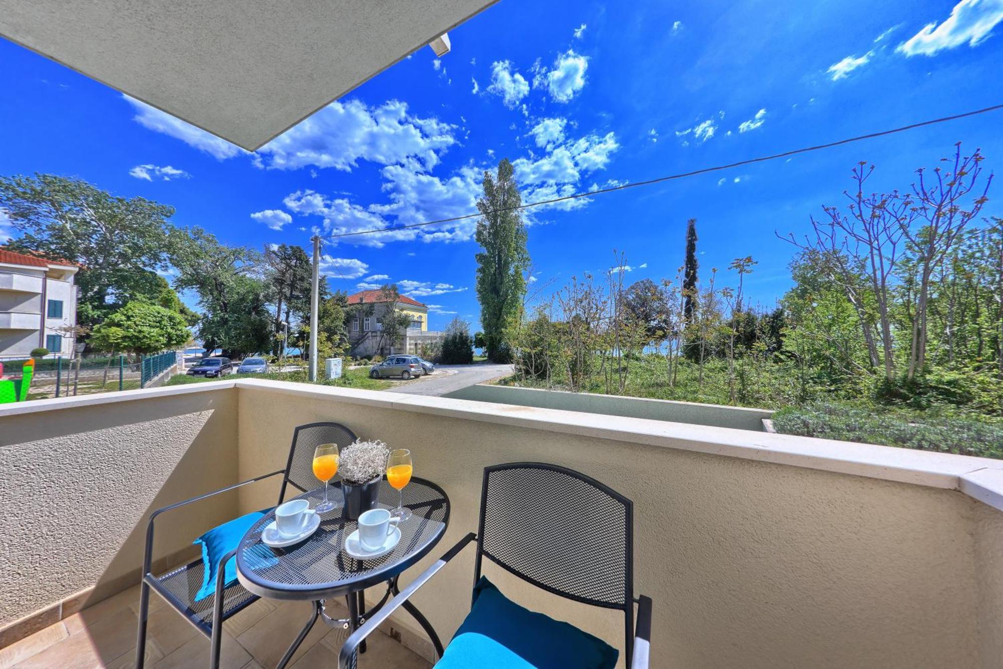 Iris Beach Apartments Kaštela Kamer foto